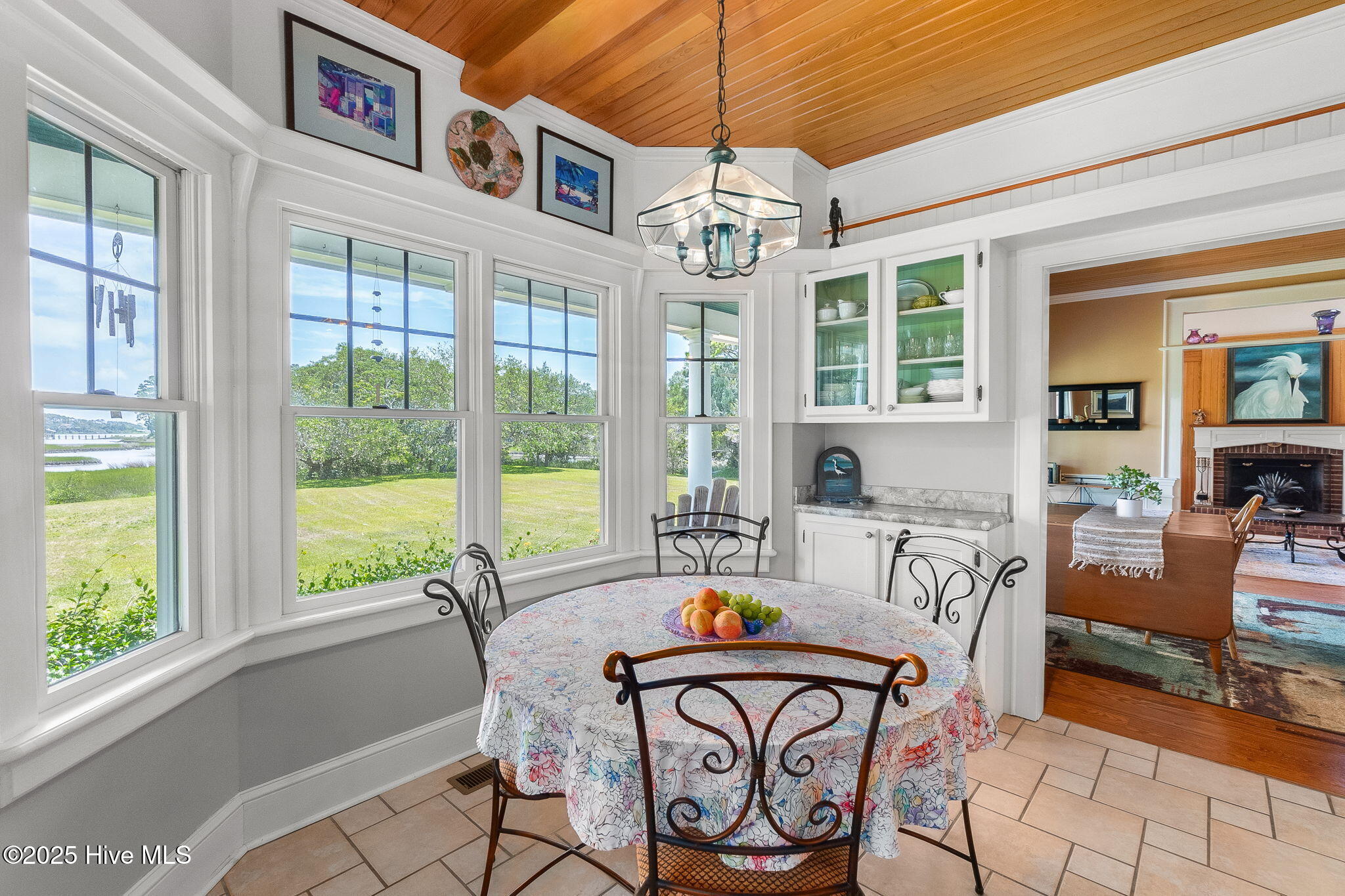 461 Star Church Road Gloucester, NC 28528 - Photo 34 of 79 Breakfast Nook with bay window