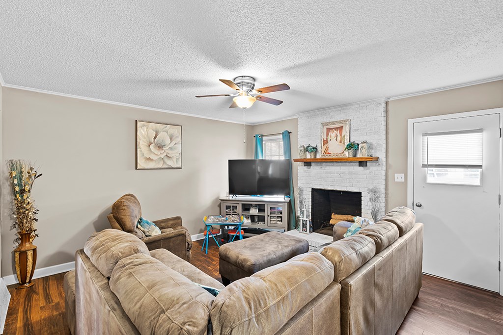 210 Sylvan Road Greenwood, SC 29649 - Photo 3 of 17 Gallery Image 3