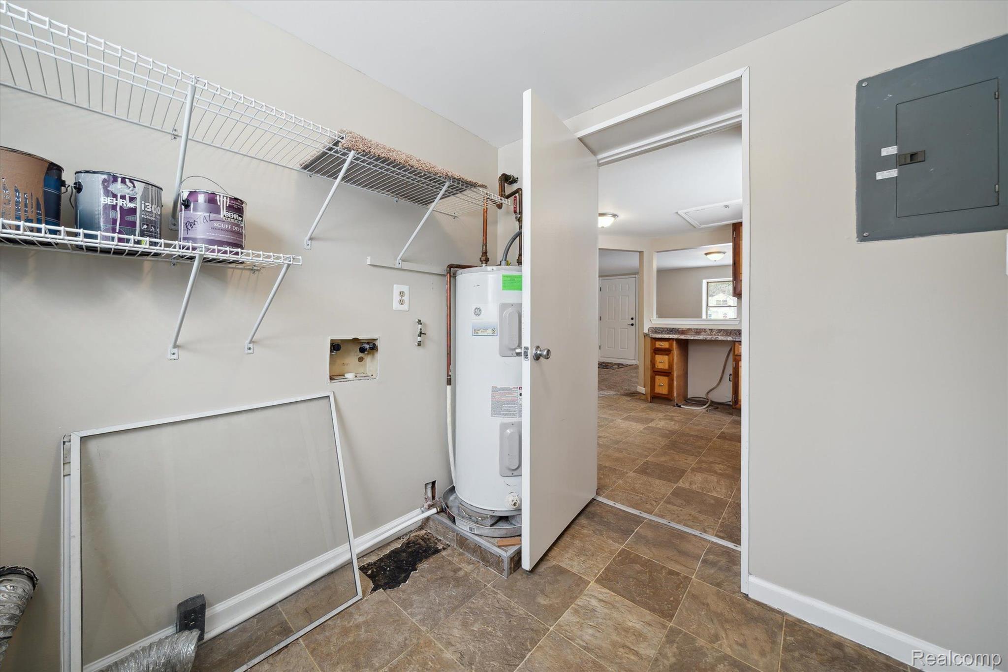 2435 Michigan Road Port Huron, MI 48060 - Photo 7 of 22 Gallery Image 7