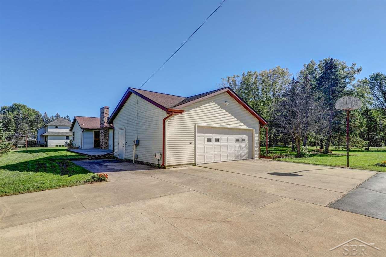 8118 McCarty Road Saginaw, MI 48603 - Photo 63 of 63 50058556-62.JPG