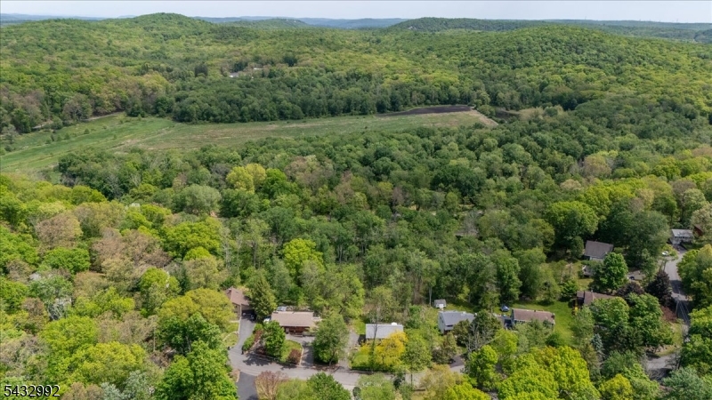 47 Winding Way Andover, NJ 07821 - Photo 35 of 42