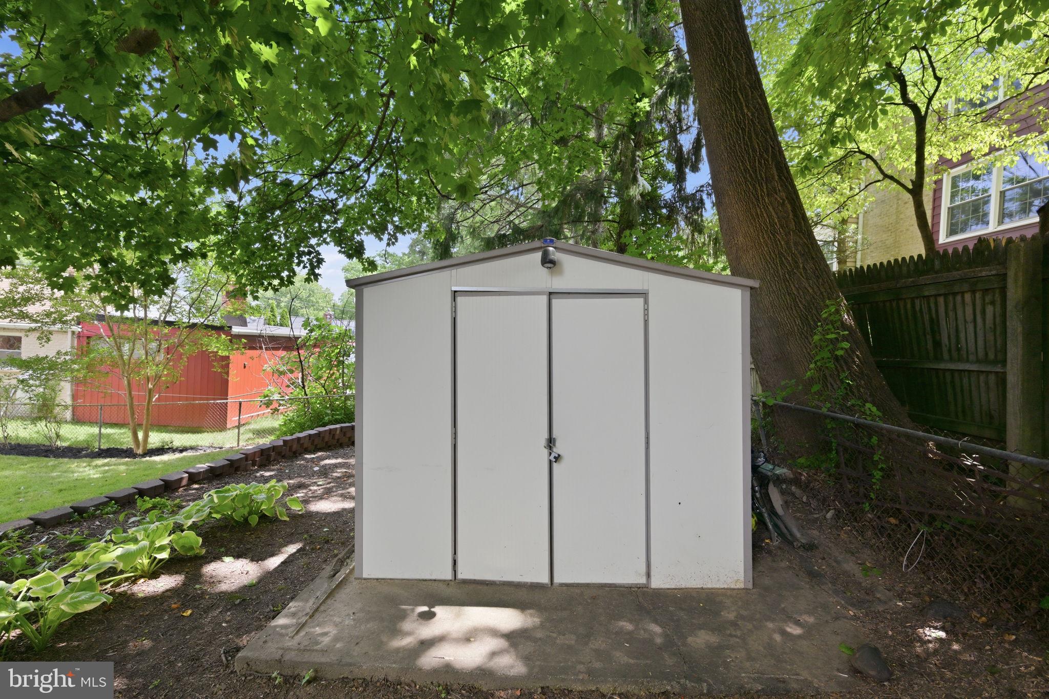 2204 Prichard Road Silver Spring, MD 20902 - Photo 27 of 28 Large shed