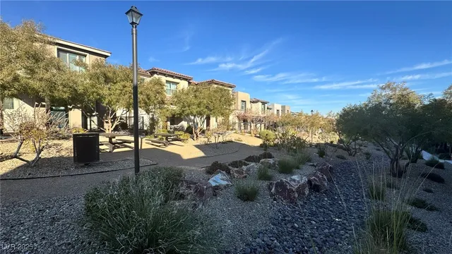 $2,398 | 11728 Redwood Mountain Avenue, Las Vegas, NV 89138