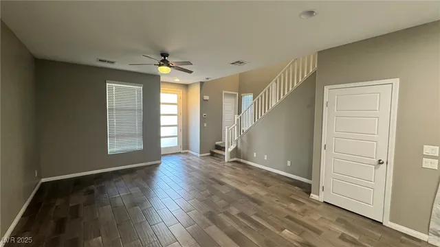 $2,398 | 11728 Redwood Mountain Avenue, Las Vegas, NV 89138