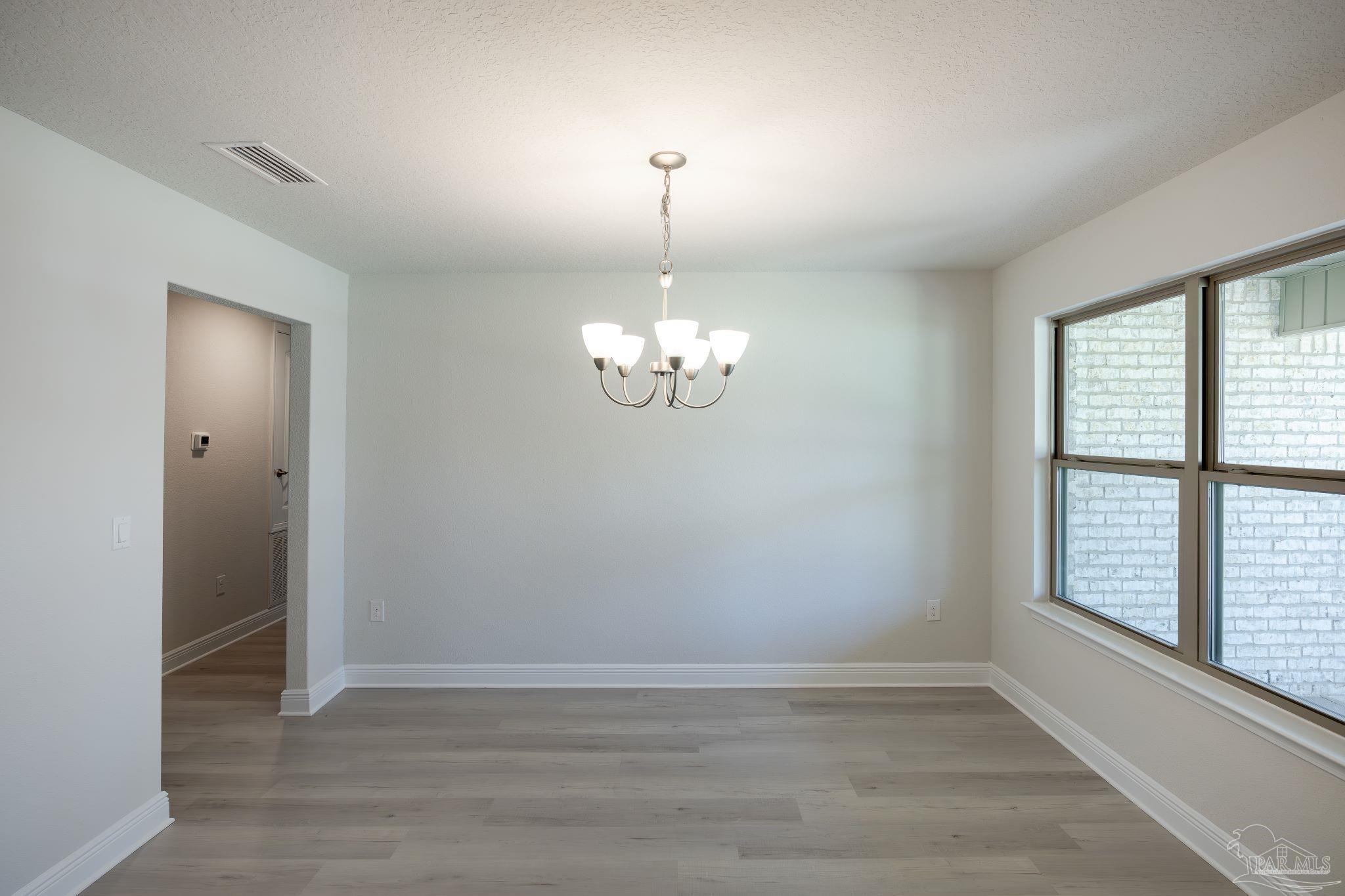 6027 Parsonage Circle Milton, FL 32570 - Photo 11 of 31