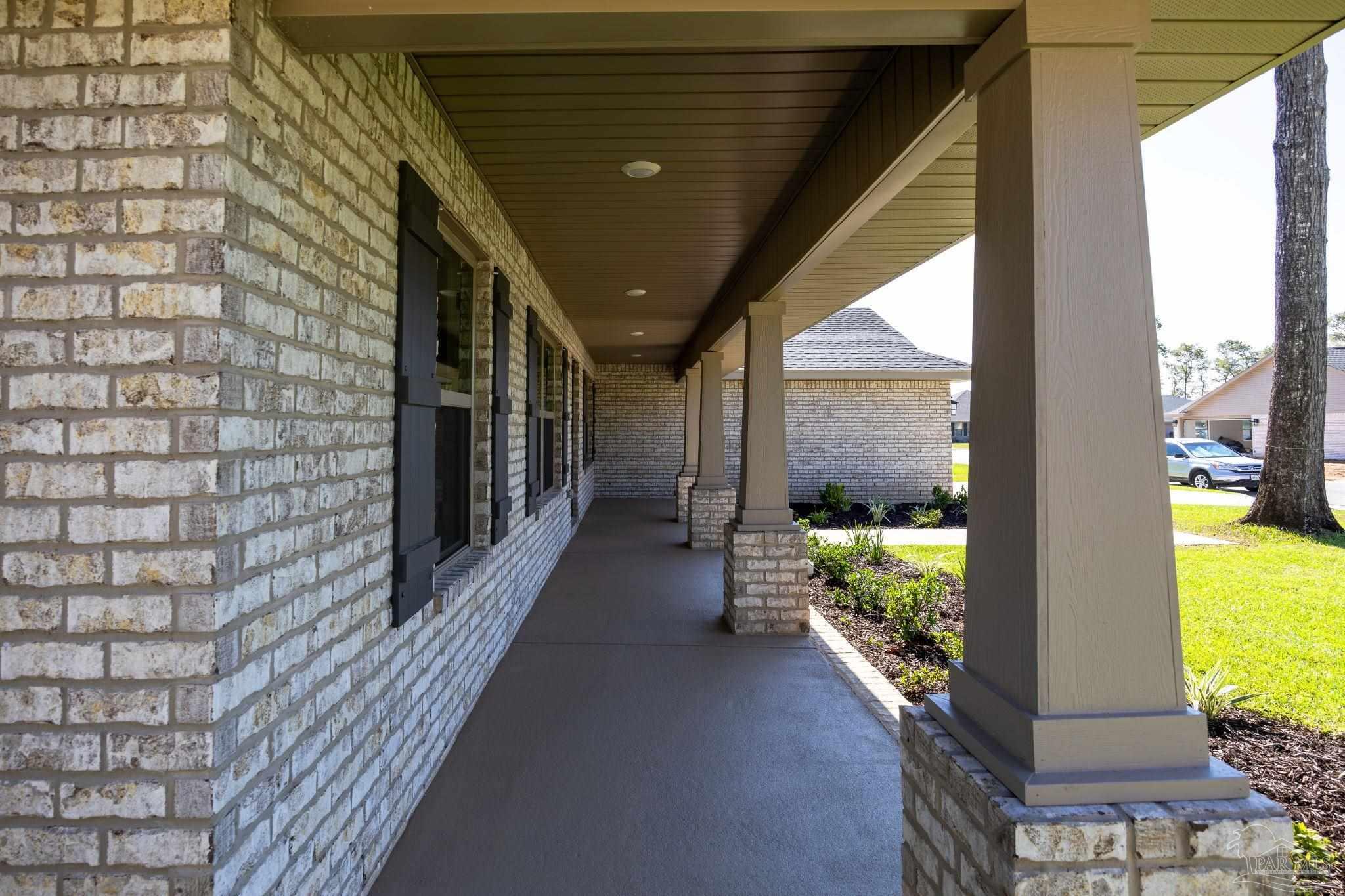 6027 Parsonage Circle Milton, FL 32570 - Photo 5 of 31