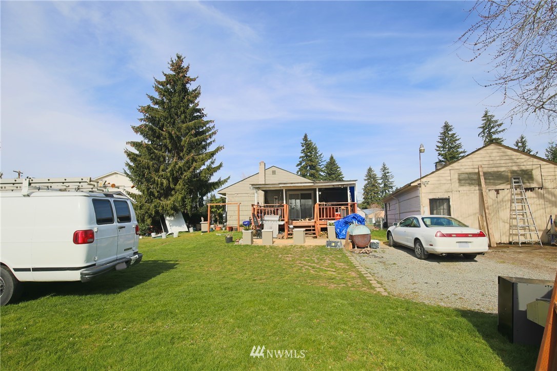 2901 Northeast 16th Street Renton, WA 98056 - Photo 14 of 32 Gallery Image 14