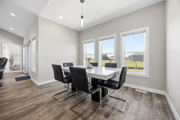 $674,900 | 100 Annie's Way, Mapleton, ND 58059