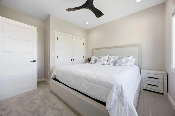 $674,900 | 100 Annie's Way, Mapleton, ND 58059