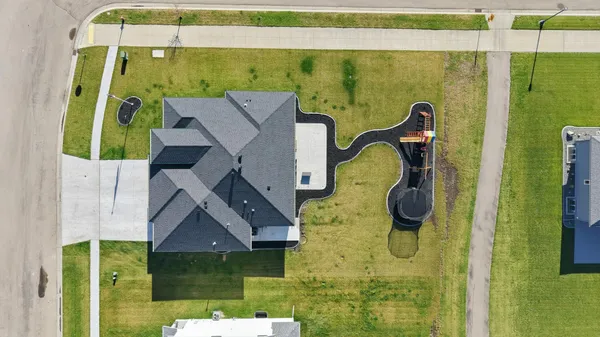 $674,900 | 100 Annie's Way, Mapleton, ND 58059
