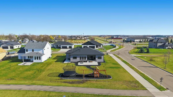 $674,900 | 100 Annie's Way, Mapleton, ND 58059