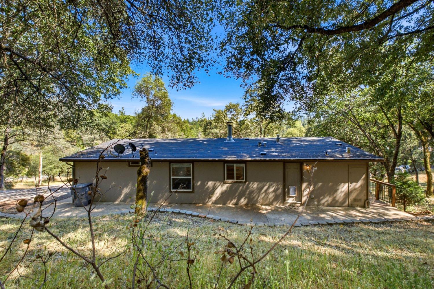 21155 Placer Hills Road Colfax, CA 95713 - Photo 37 of 58