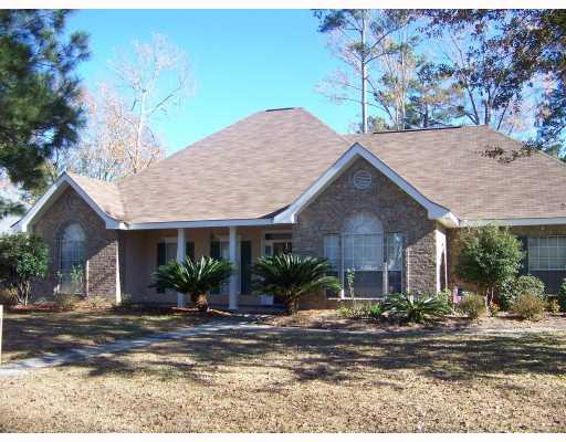 105 Kramer Court Mandeville, LA 70471 - Photo 1 of 8 Gallery Image 1