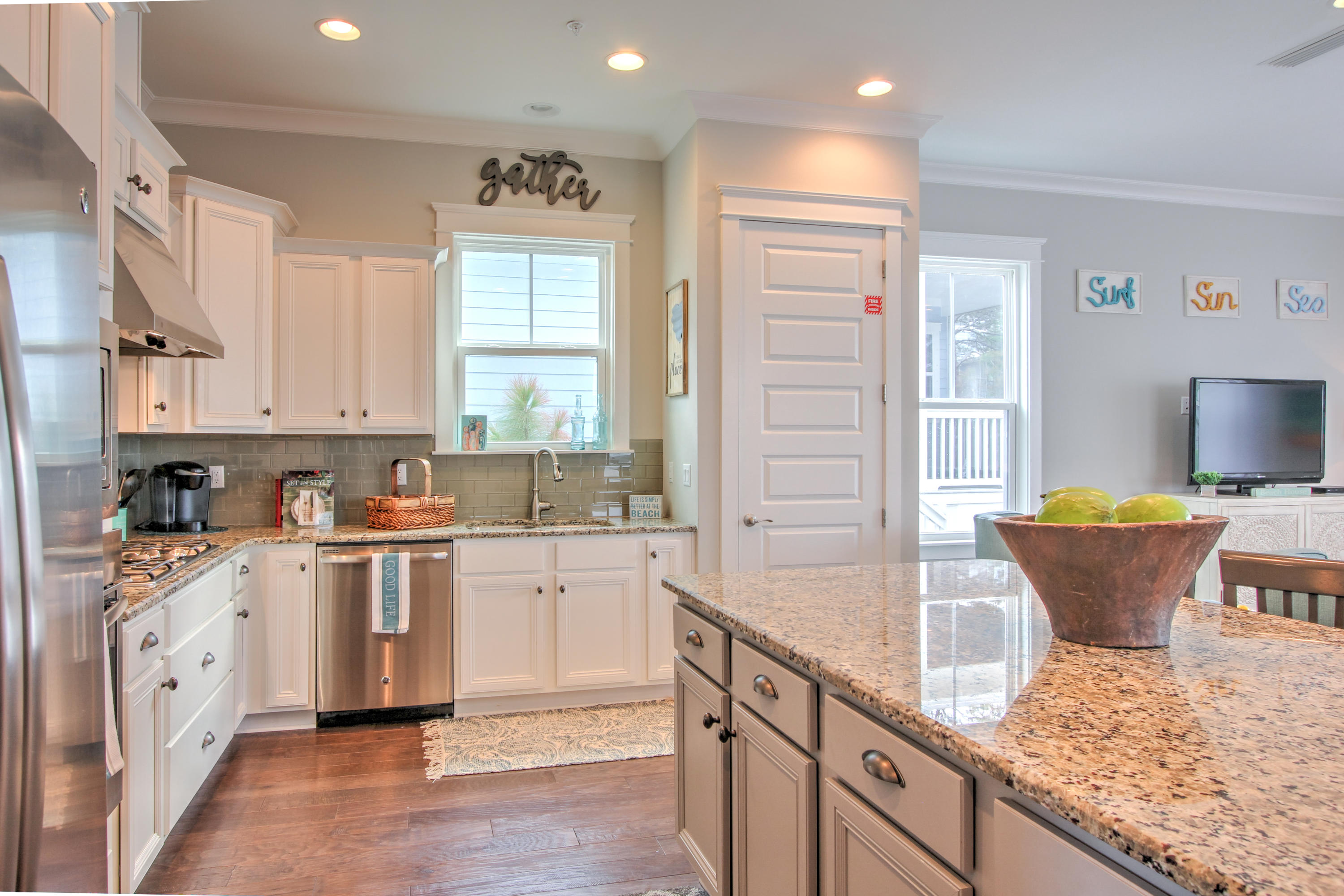 94 Gulfview Way Santa Rosa Beach, FL 32459 - Photo 12 of 48 94 Gulfview Way -70