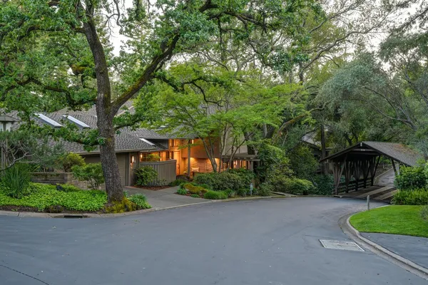 $785,000 | 18 Covered Bridge Road, Carmichael, CA 95608