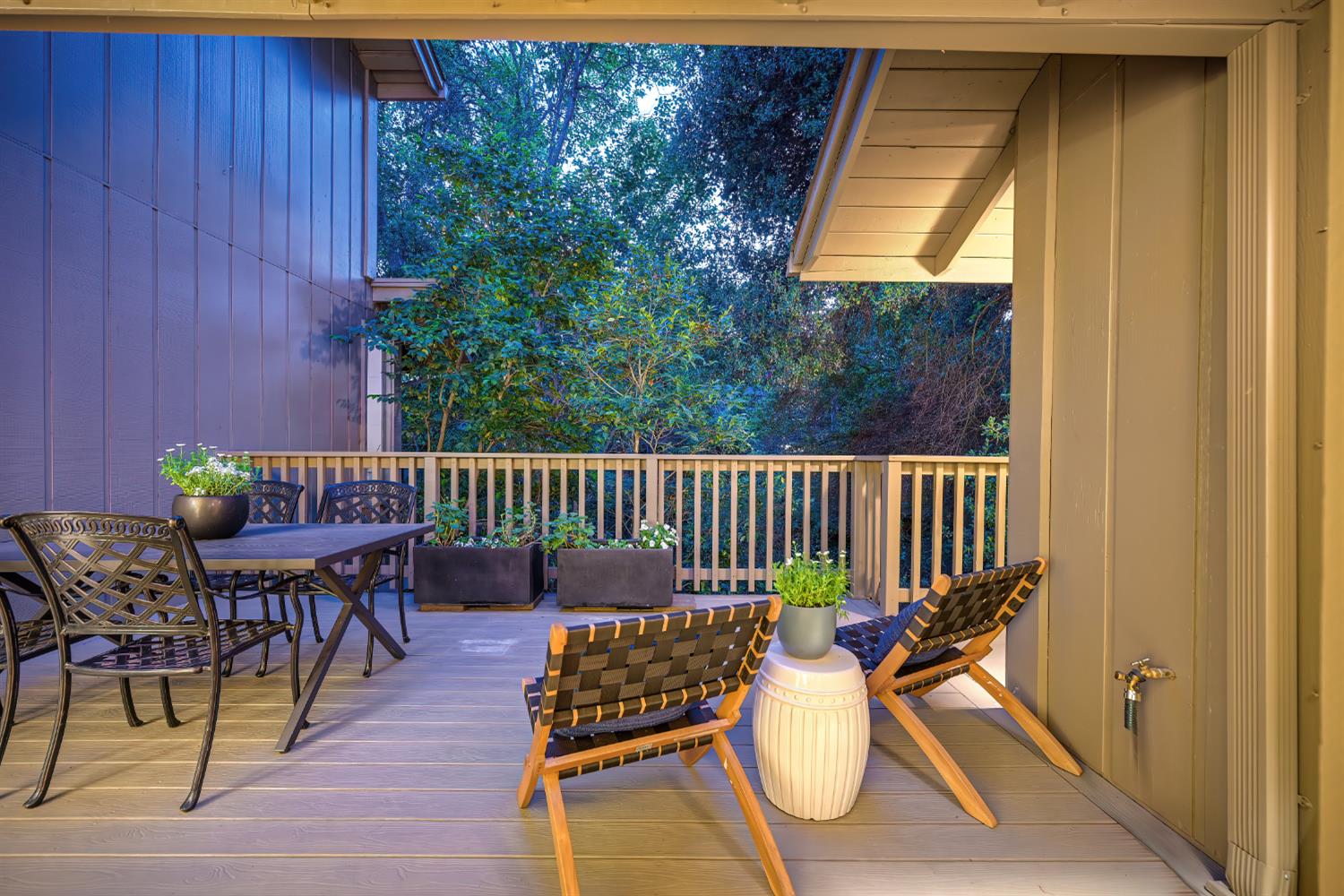 18 Covered Bridge Road Carmichael, CA 95608 - Photo 19 of 81 a view of a chairs and table in the balcony