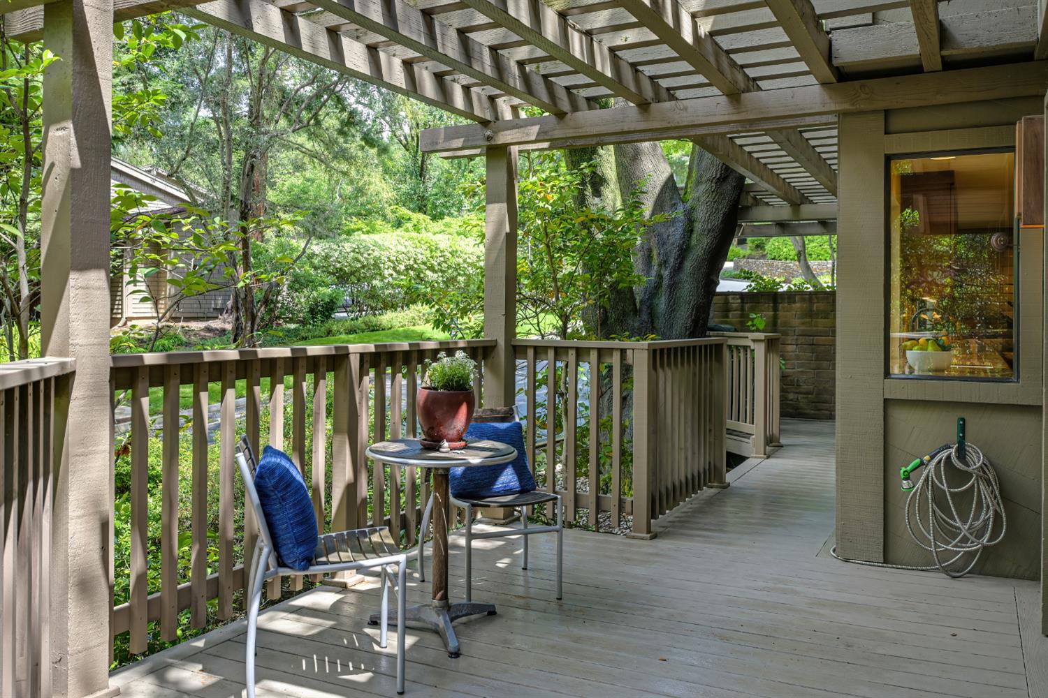 18 Covered Bridge Road Carmichael, CA 95608 - Photo 29 of 81