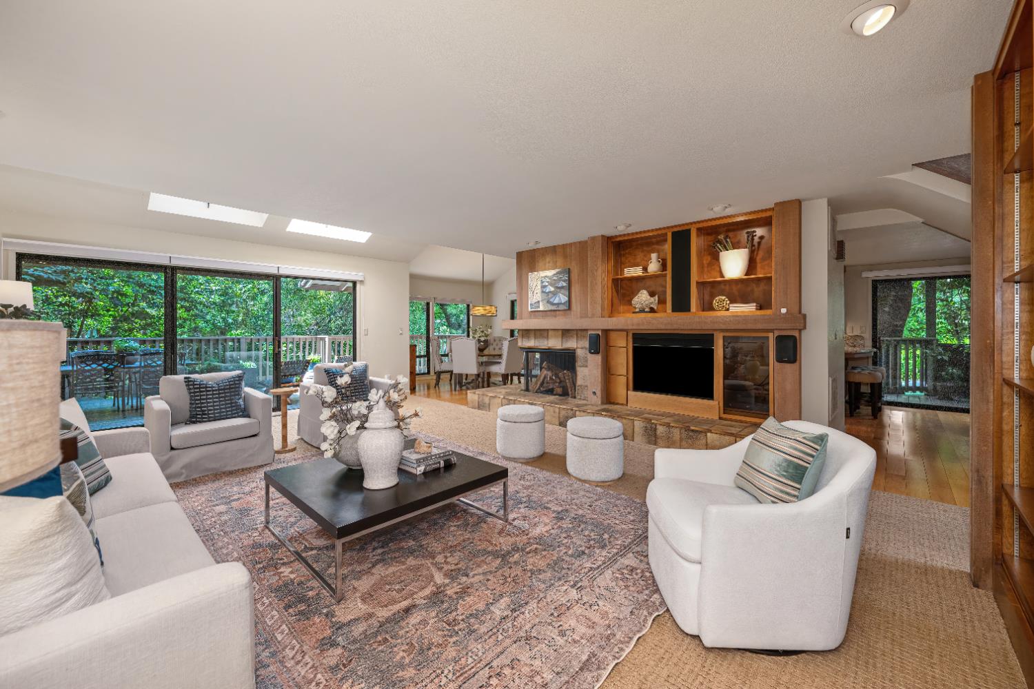 18 Covered Bridge Road Carmichael, CA 95608 - Photo 7 of 81