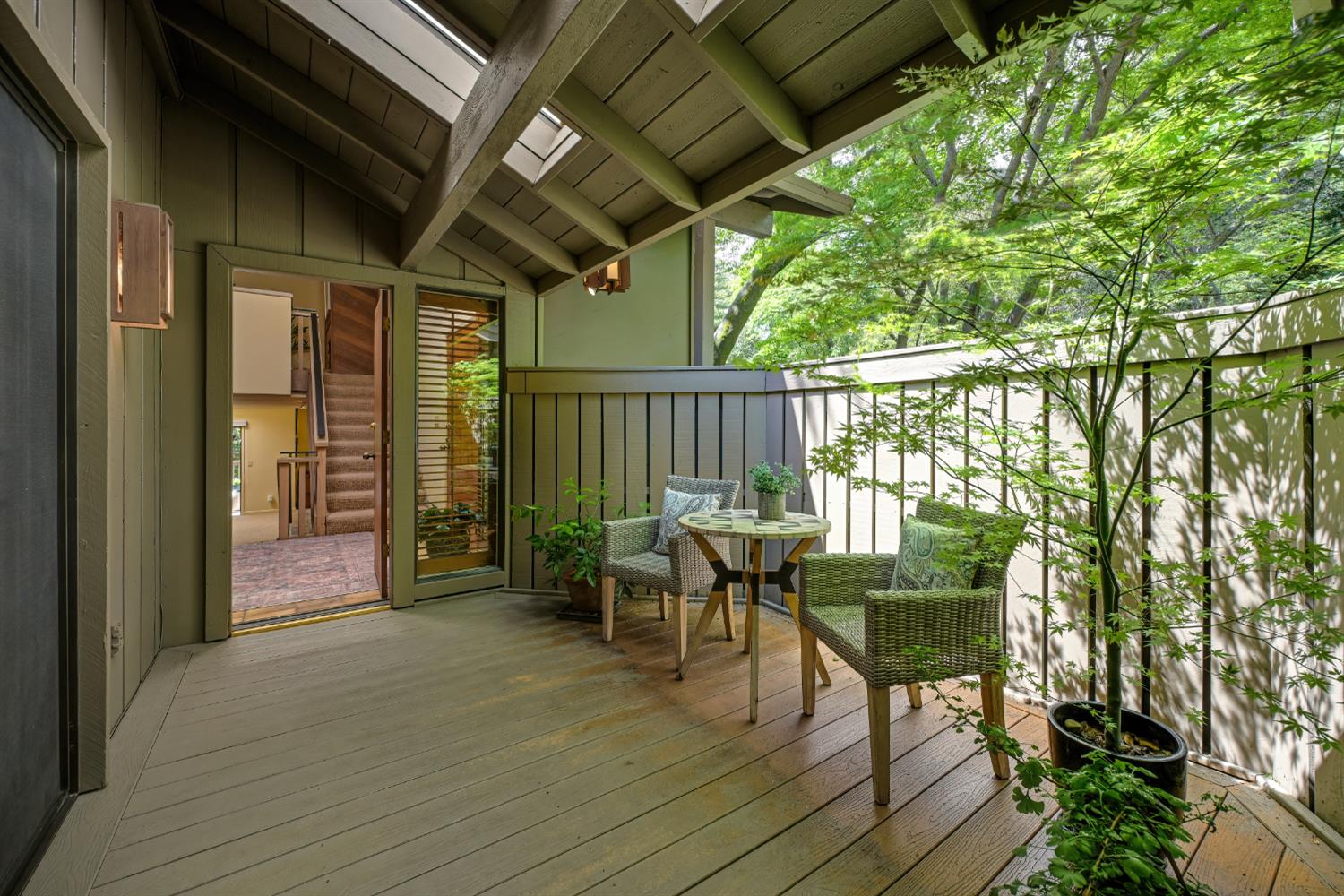 18 Covered Bridge Road Carmichael, CA 95608 - Photo 71 of 81 a balcony with furniture and a potted plant