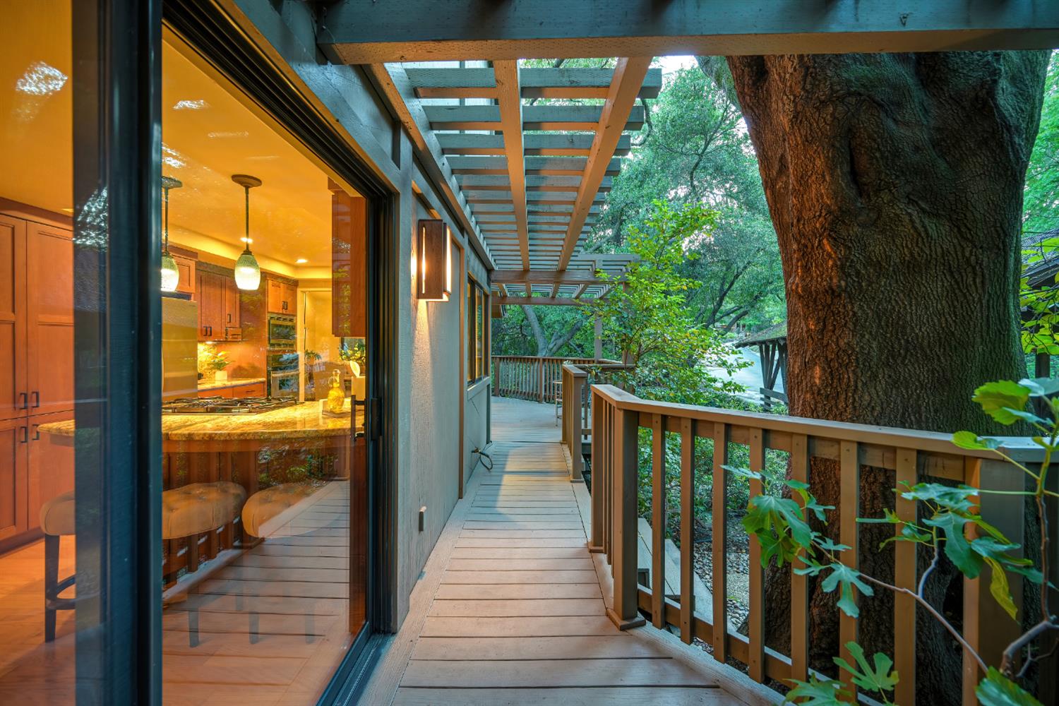 18 Covered Bridge Road Carmichael, CA 95608 - Photo 75 of 81 a view of balcony with wooden floor