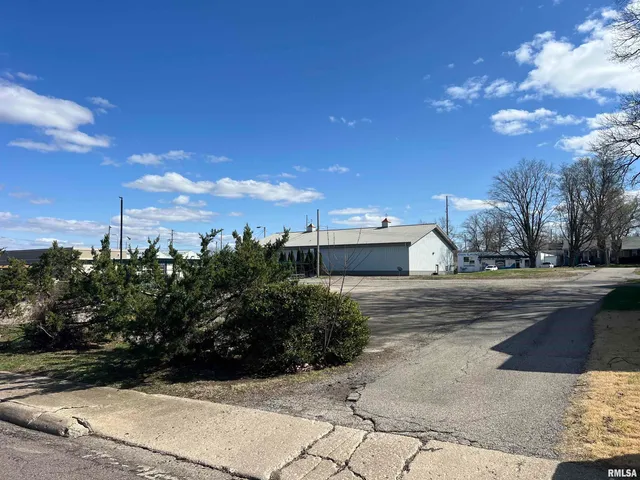 $375,000 | 1224 East Moneta Avenue, Peoria Heights, IL 61616