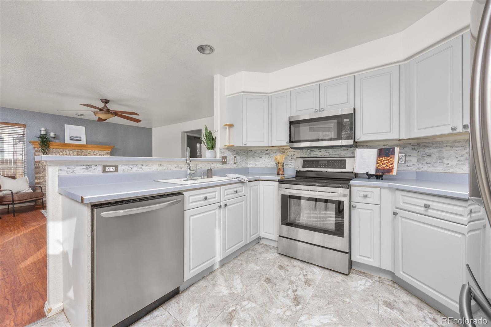 4301 Ceylon Street Denver, CO 80249 - Photo 13 of 38