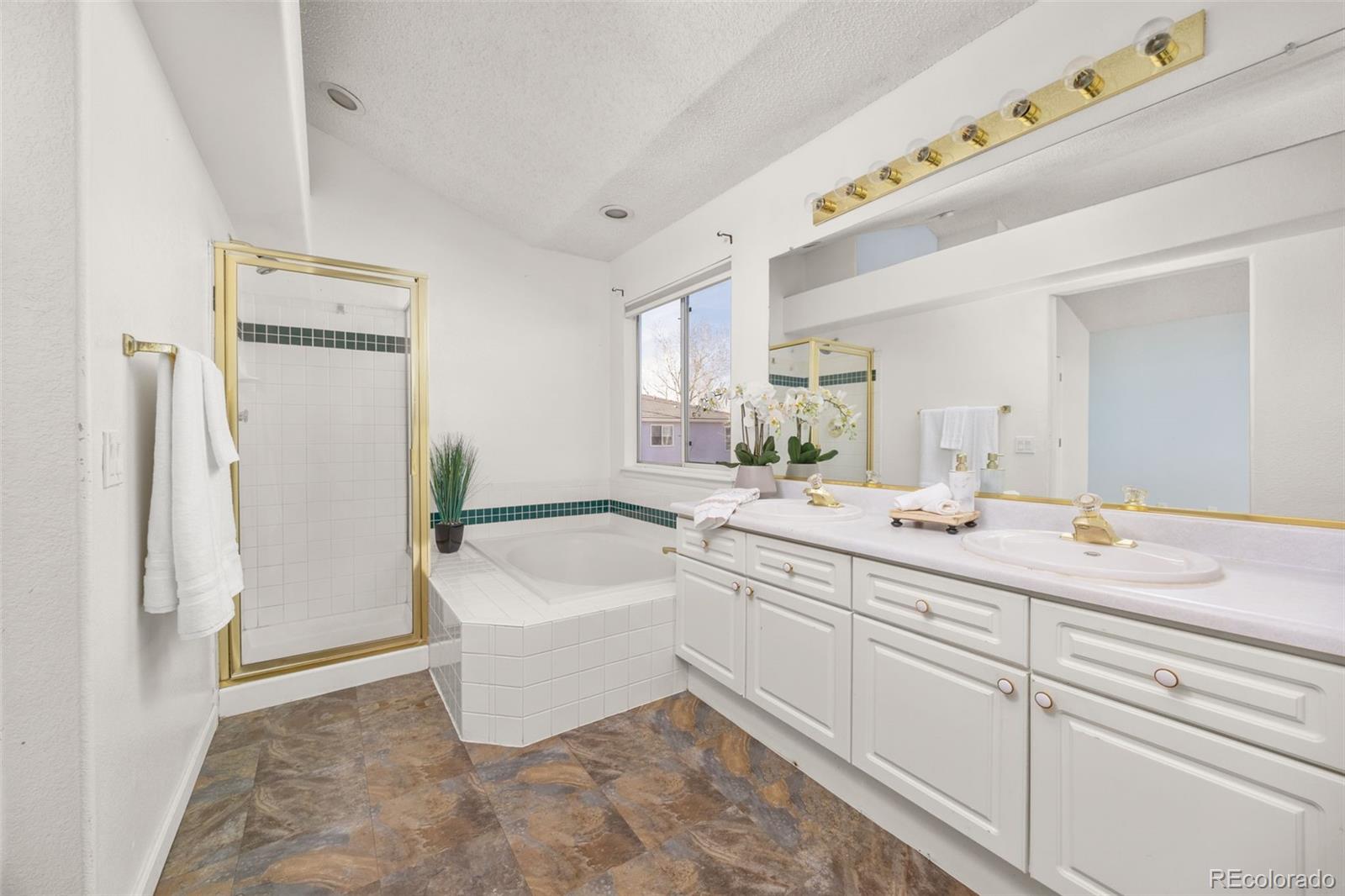 4301 Ceylon Street Denver, CO 80249 - Photo 19 of 38