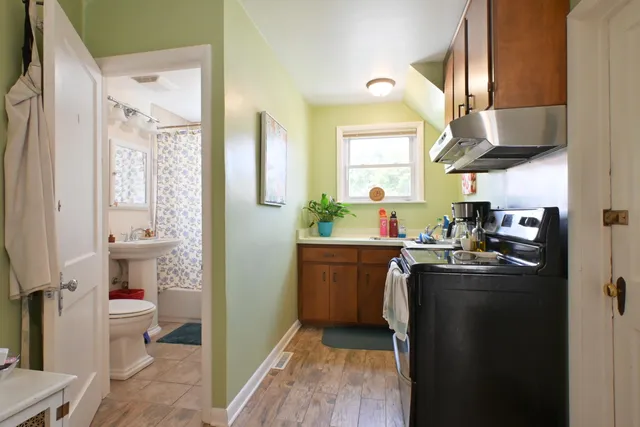 $385,000 | 850 Glenview Avenue, Wauwatosa, WI 53213