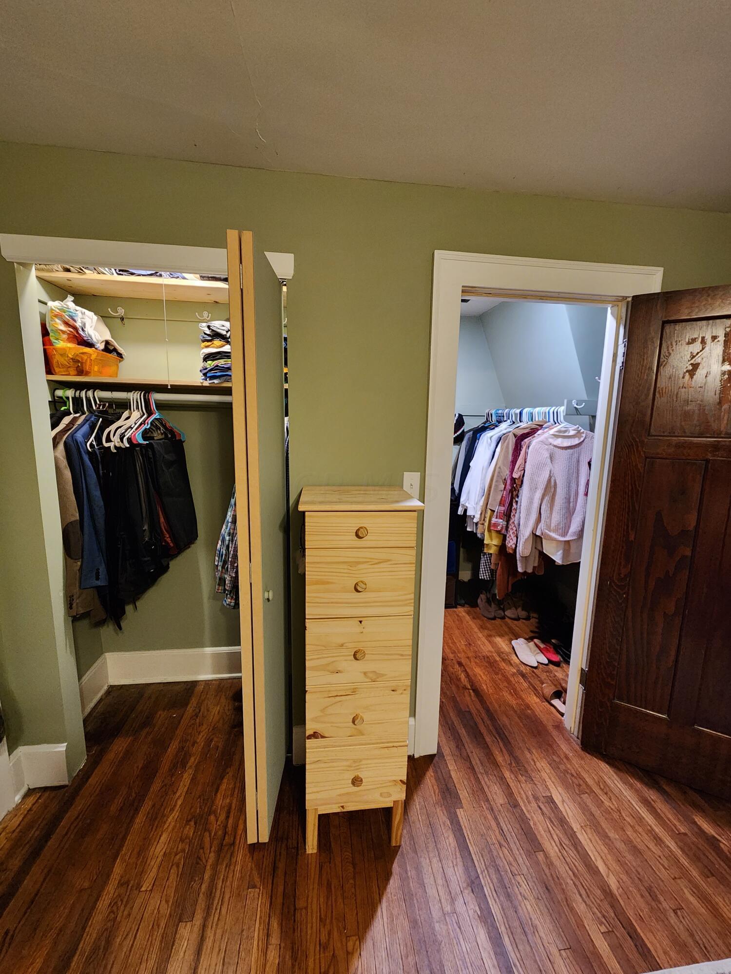 167 Arden Road Columbus, OH 43214 - Photo 23 of 45 Two closets in primary suite
