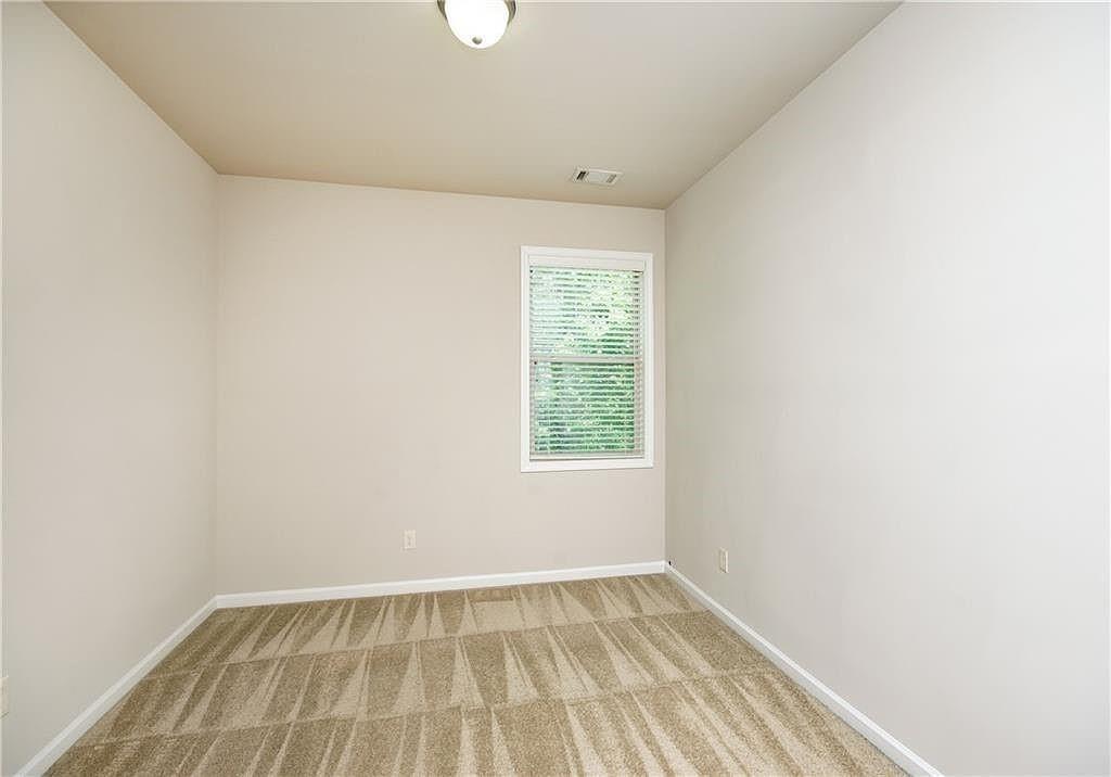7490 Silk Tree Pointe Braselton, GA 30517 - Photo 12 of 33