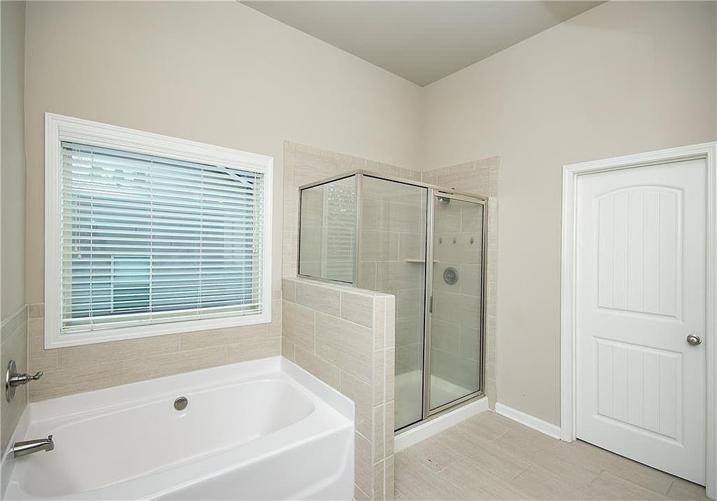 7490 Silk Tree Pointe Braselton, GA 30517 - Photo 17 of 33