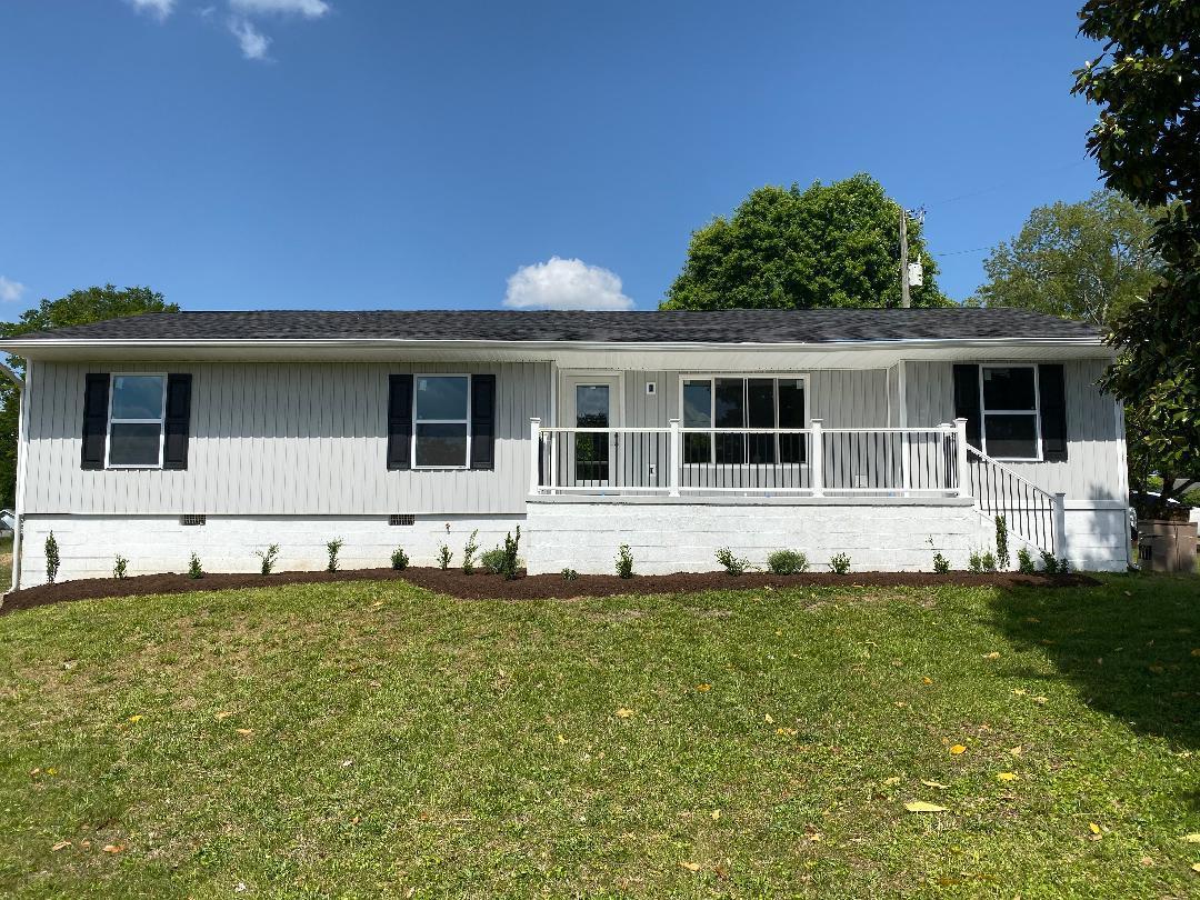1900 Spring Hill Road Knoxville, TN 37914 - Photo 1 of 22 Front View