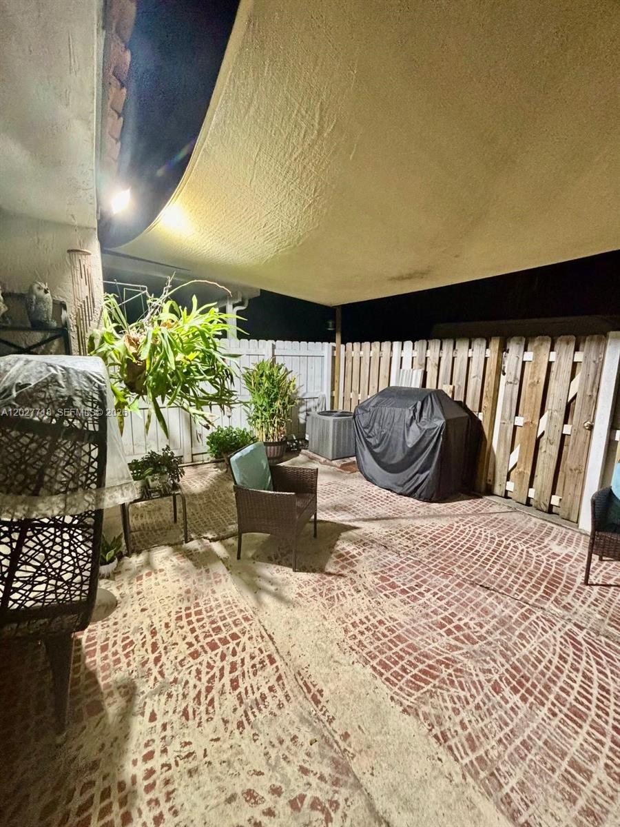 6492 Southwest 129th Avenue Miami, FL 33183 - Photo 17 of 23