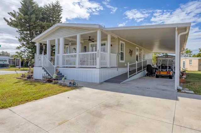 $232,400 | 4909 Pebble Beach Avenue, Sarasota, FL 34234