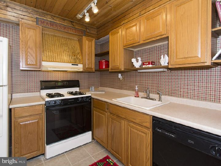 10811 Hawley Road Philadelphia, PA 19154 - Photo 6 of 20 Gallery Image 6