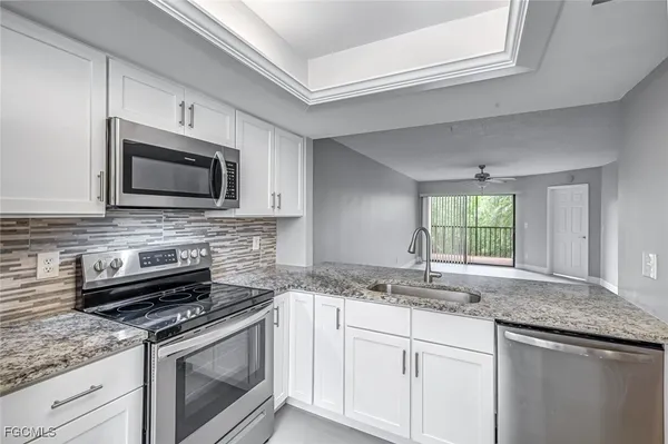 $1,500 | 15206 Parkside Drive, Unit 102, Fort Myers, FL 33908