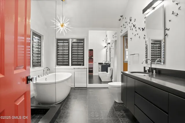 $4,395,000 | 101 Lockwood Road, Riverside, CT 06878