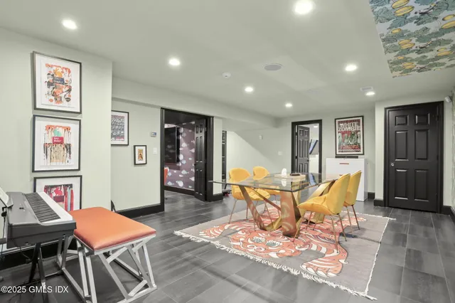 $4,395,000 | 101 Lockwood Road, Riverside, CT 06878