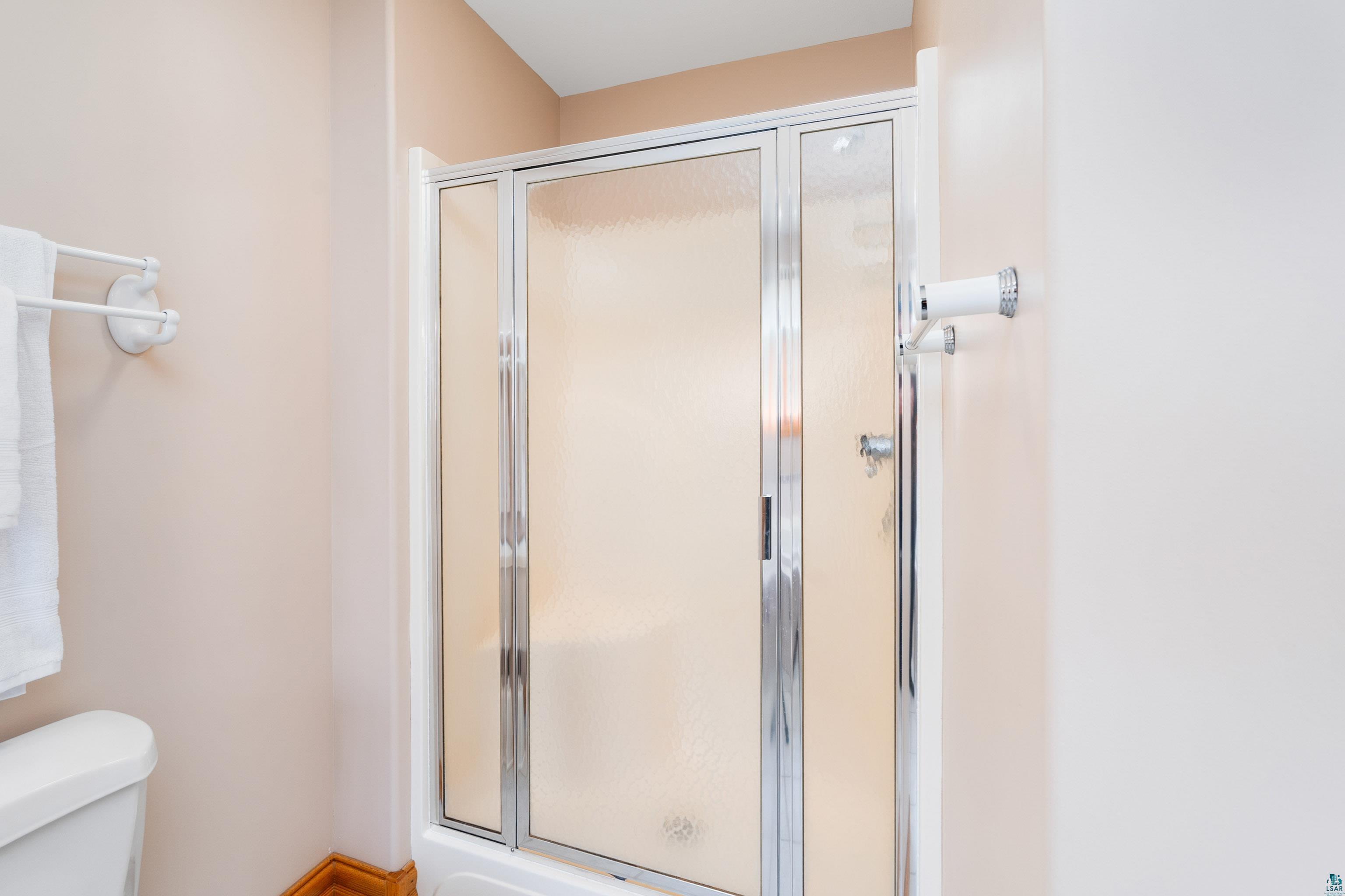 3221 Commonwealth Avenue Duluth, MN 55808 - Photo 26 of 49 Gallery Image 26