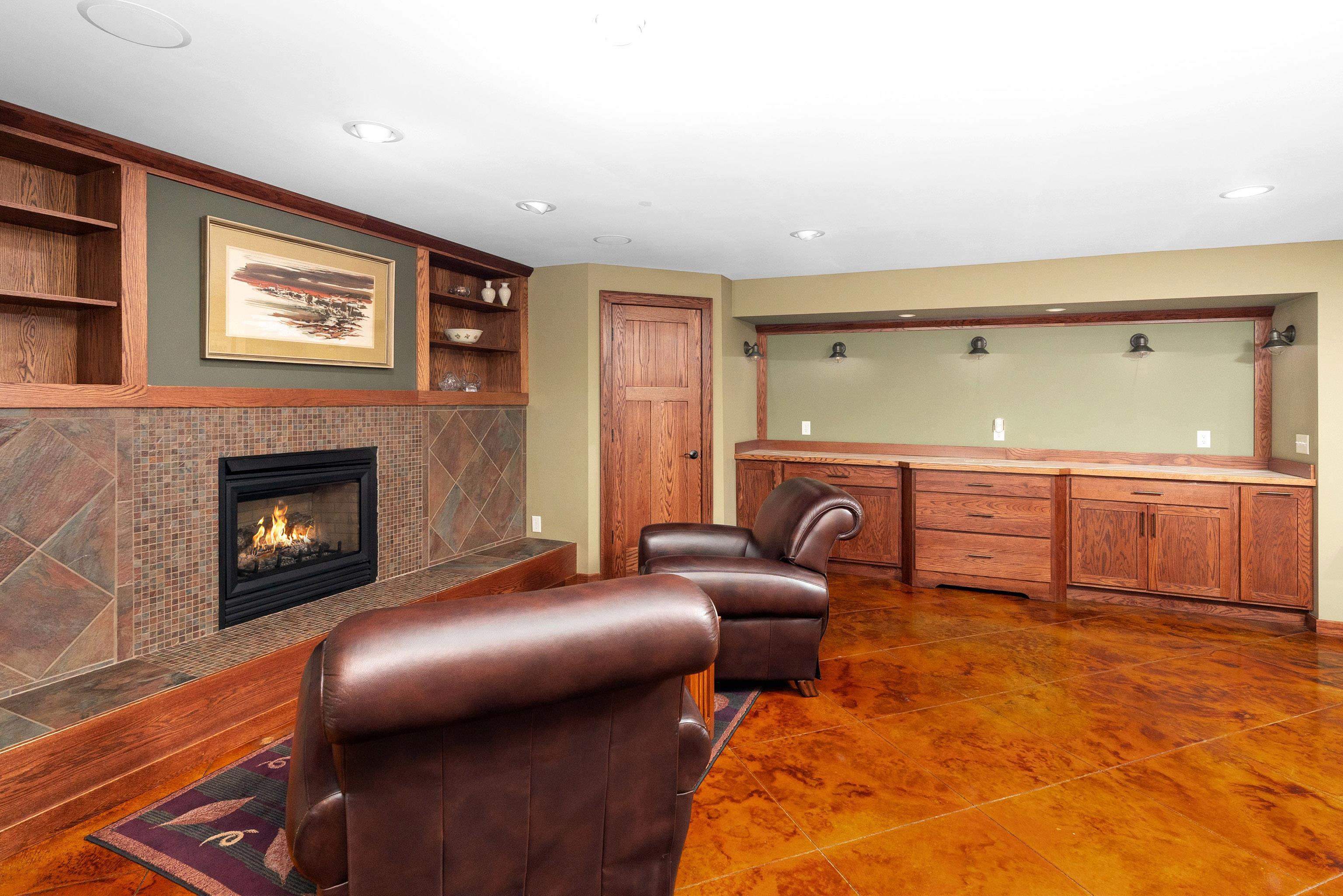 3221 Commonwealth Avenue Duluth, MN 55808 - Photo 36 of 49 Gallery Image 36