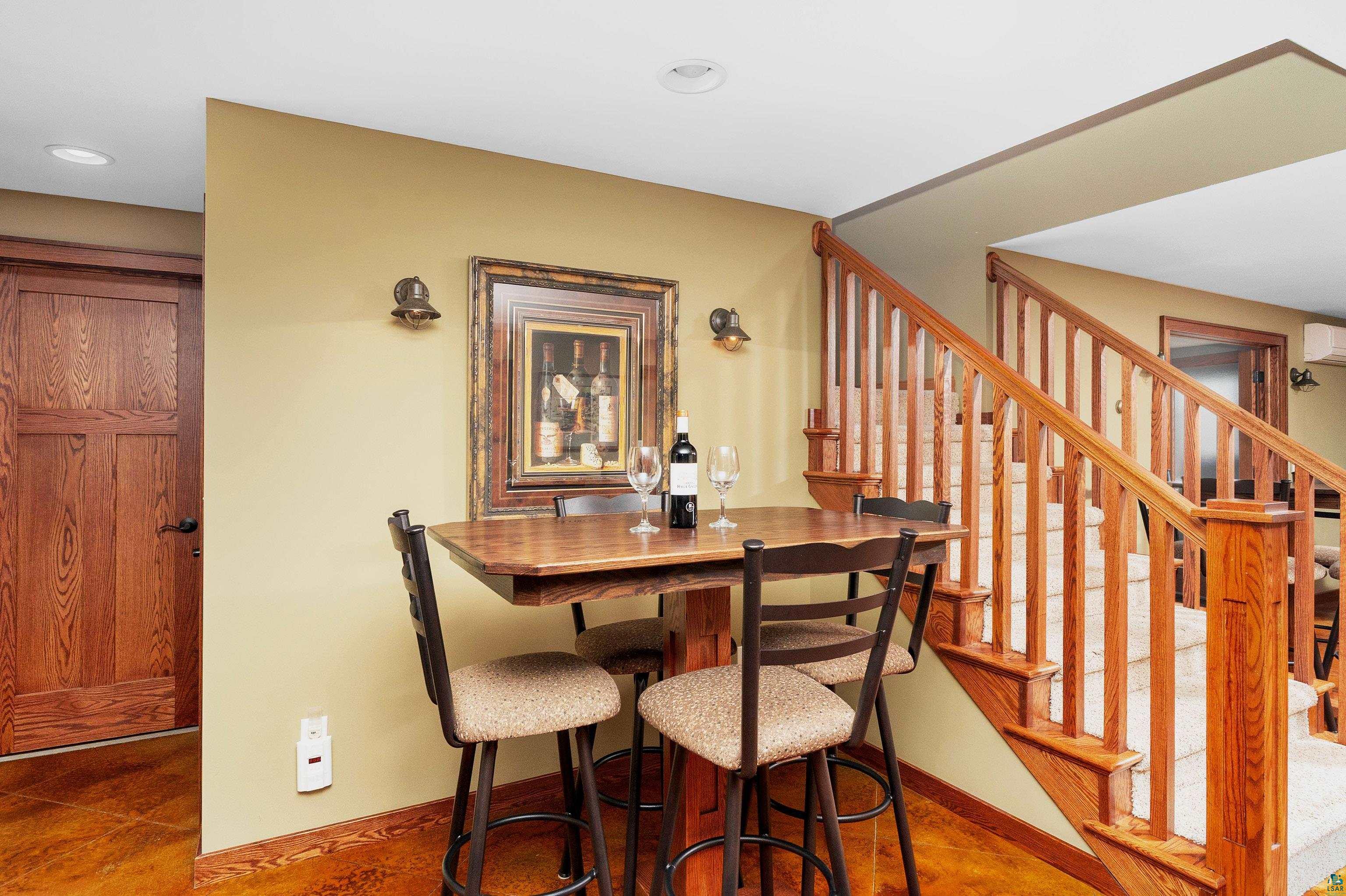 3221 Commonwealth Avenue Duluth, MN 55808 - Photo 39 of 49 Gallery Image 39
