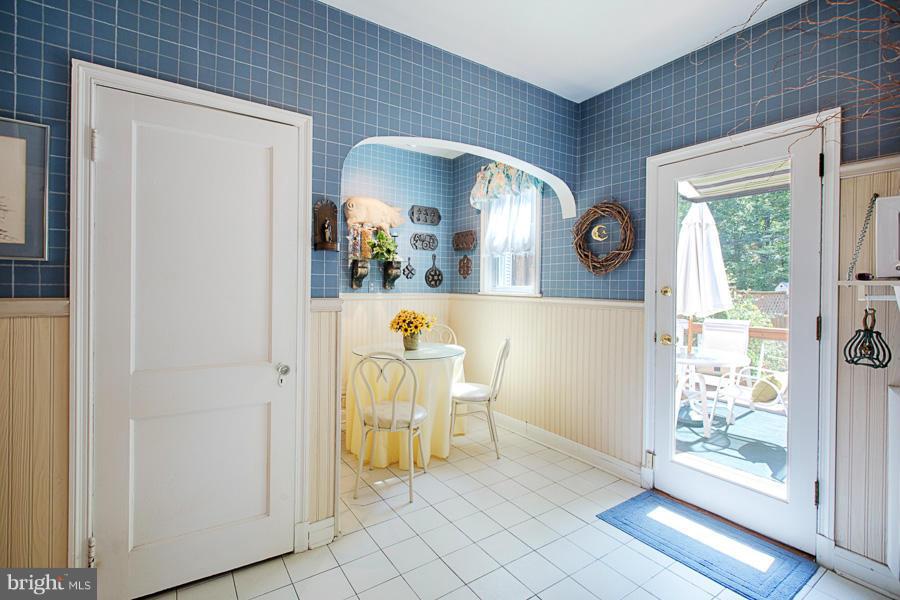 4623 Harcourt Road Baltimore, MD 21214 - Photo 11 of 30 Kitchen