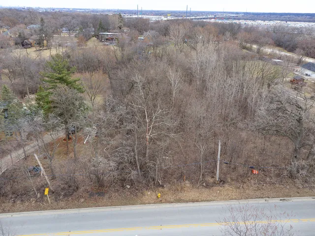 $450,000 | 7445 Willow Springs Road, Countryside, IL 60525