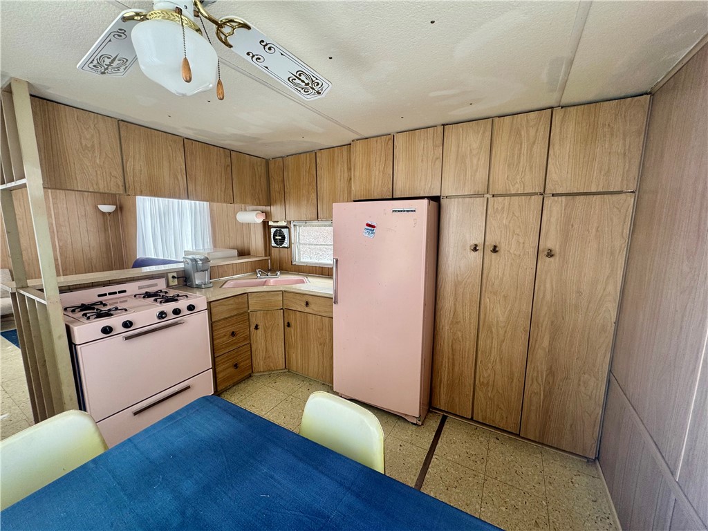 8208 Walnut Road Wolcott, NY 14590 - Photo 3 of 20