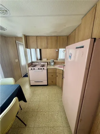$149,900 | 8208 Walnut Road, Wolcott, NY 14590