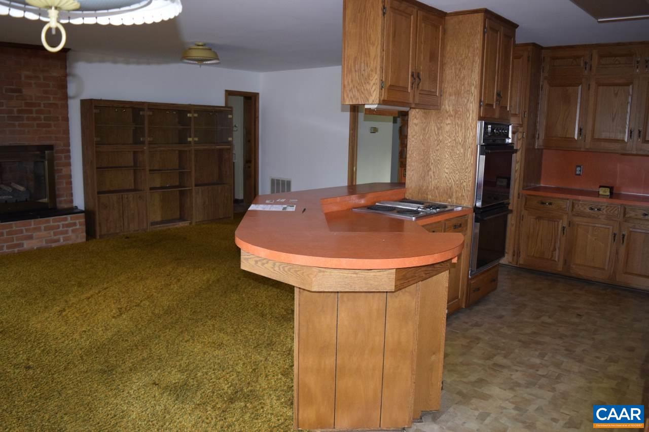1286 Hermitage Road Waynesboro, VA 22980 - Photo 21 of 37 Gallery Image 21