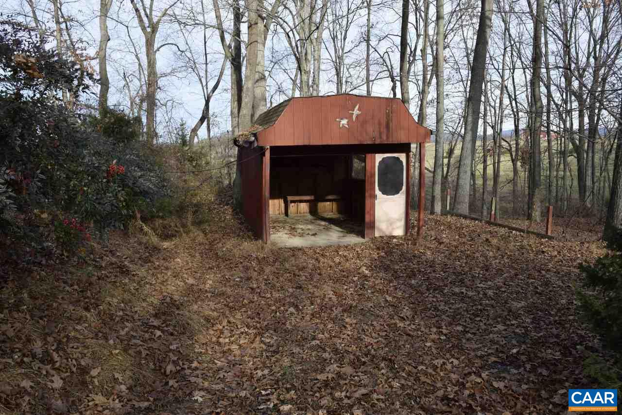 1286 Hermitage Road Waynesboro, VA 22980 - Photo 7 of 37 Gallery Image 7
