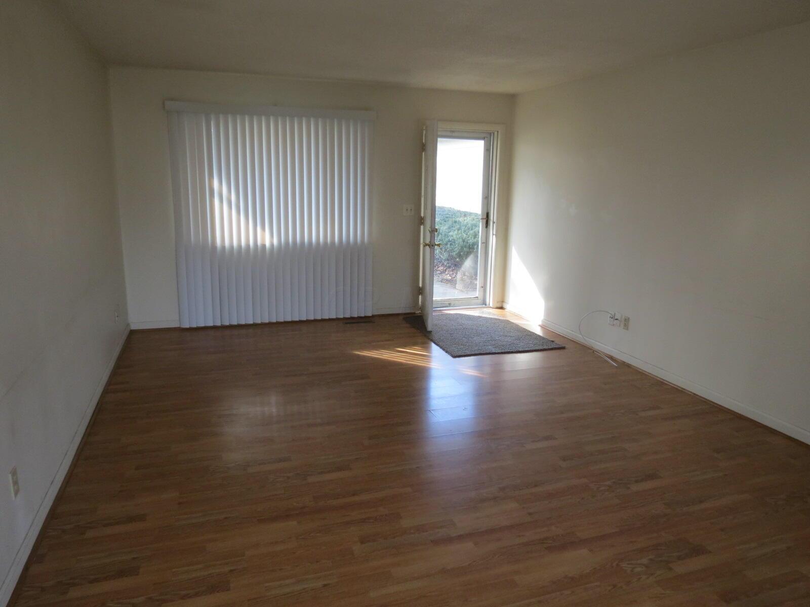 4308 Jermoore Road Columbus, OH 43207 - Photo 2 of 14 4308 jermoore 2-28-22 (13)