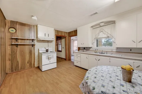 $259,900 | 30050 Hwy T, Richland, MO 65556