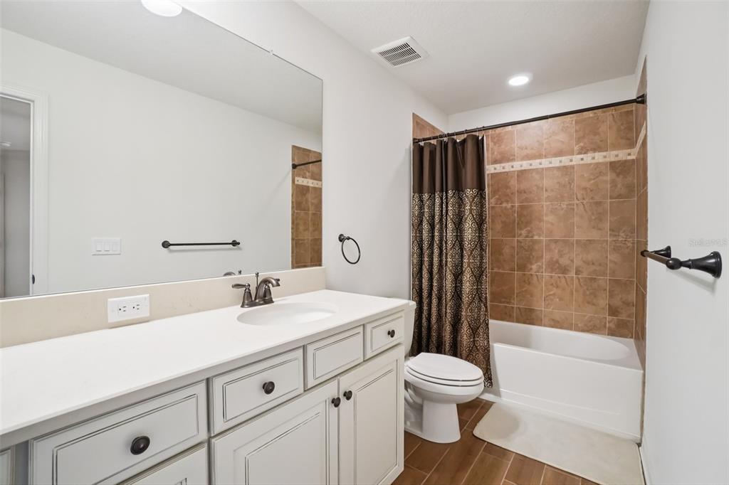 19209 Long Lake Ranch Boulevard Lutz, FL 33558 - Photo 26 of 38